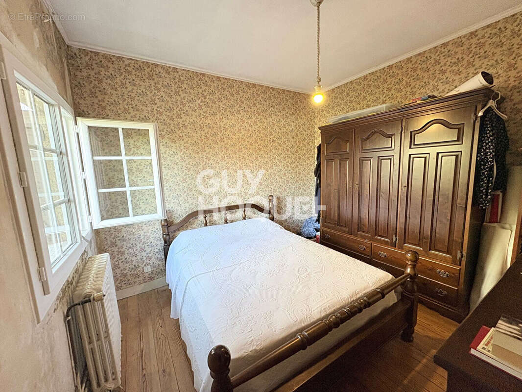 Maison à VILLENAVE-D&#039;ORNON