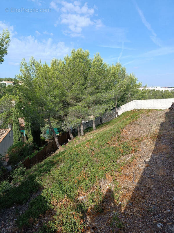 Terrain à MARTIGUES