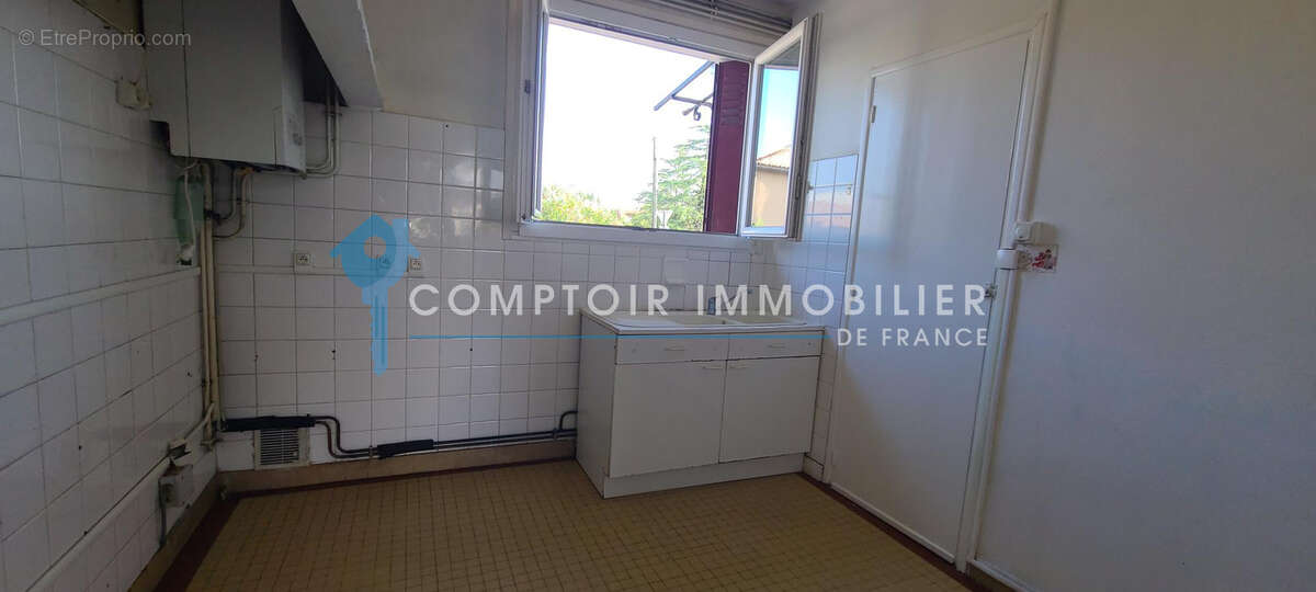 Dpt Haute Garonne31- A vendre St Gaudens 31800- Maison T5 sur parcelle de 640 m2 avec garage - photo 8