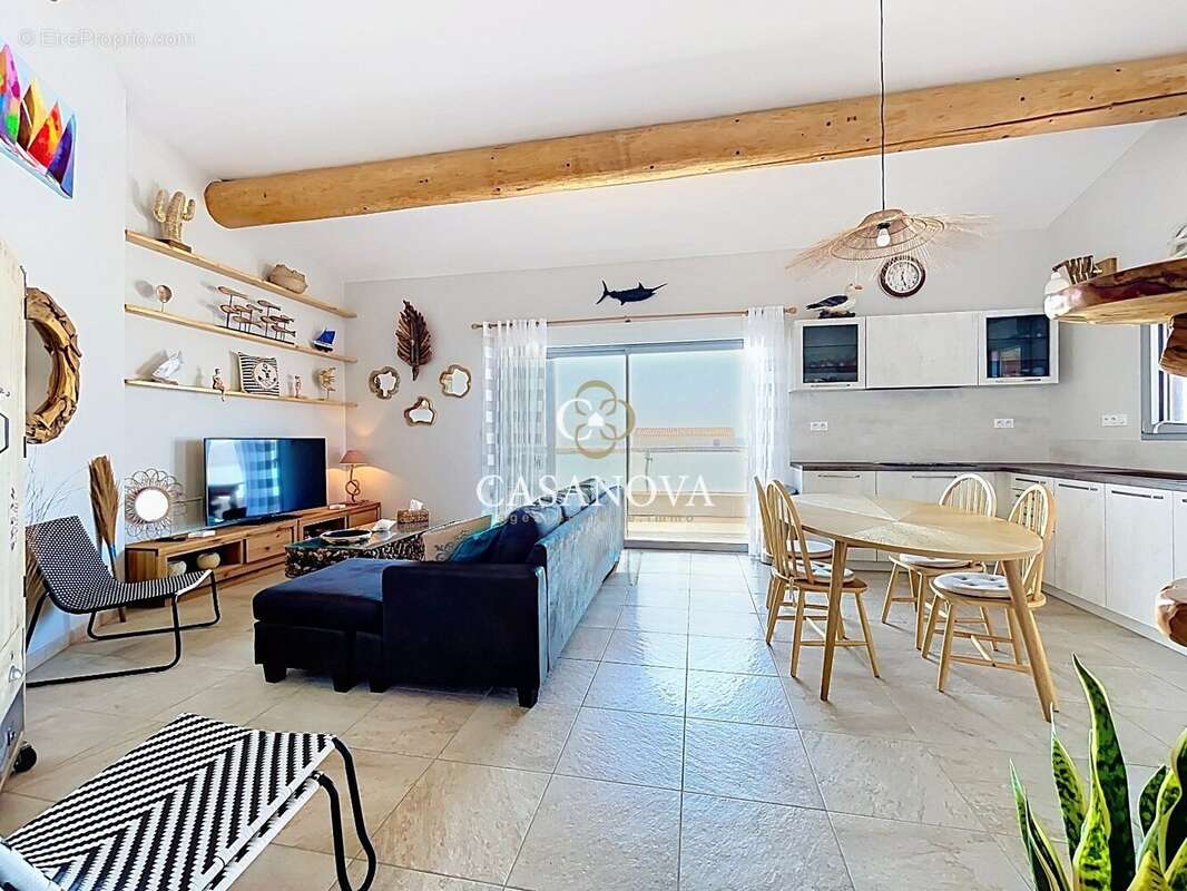 Villa avec vue mer à vendre à Marseillan Plage  Maison 5 chambres avec rooftop, garage, parkings et plages à pied - photo 3