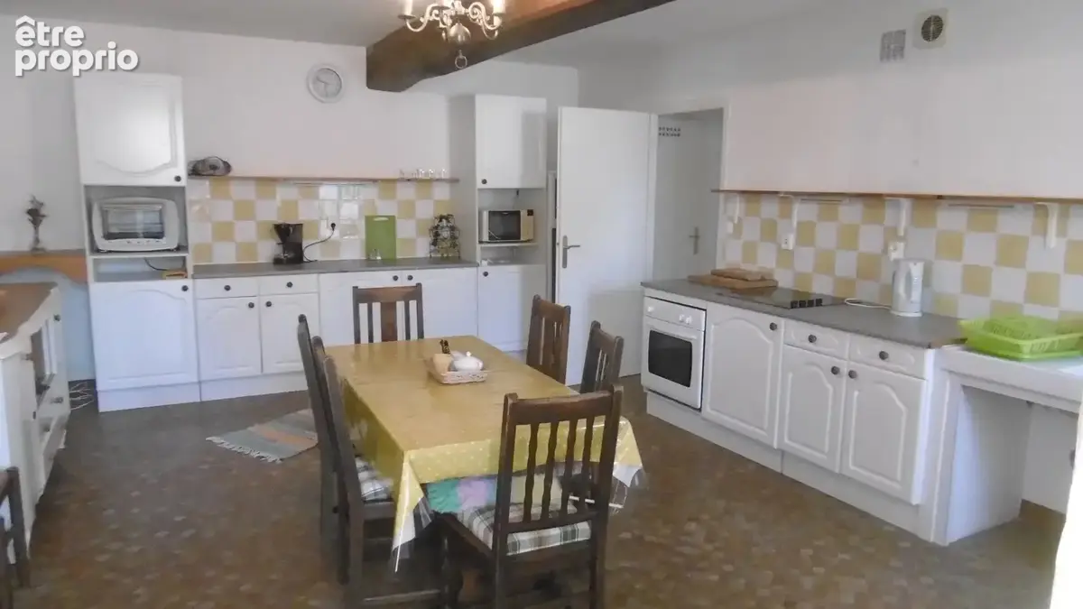 Belle maison avec maison d'amis et piscine - photo 17