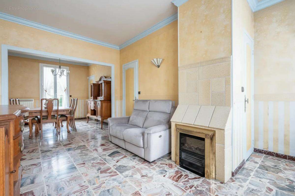 Maison à NOISY-LE-GRAND