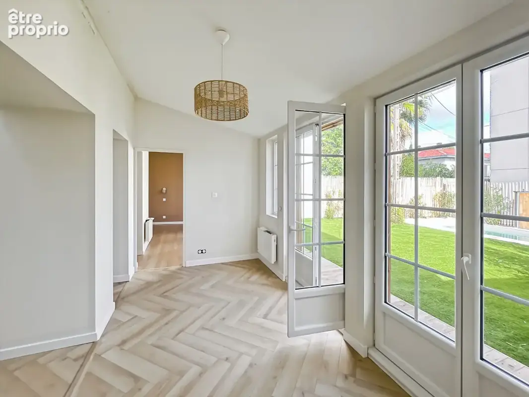 Maison entièrement rénovée avec piscine - Caudéran centre - photo 11