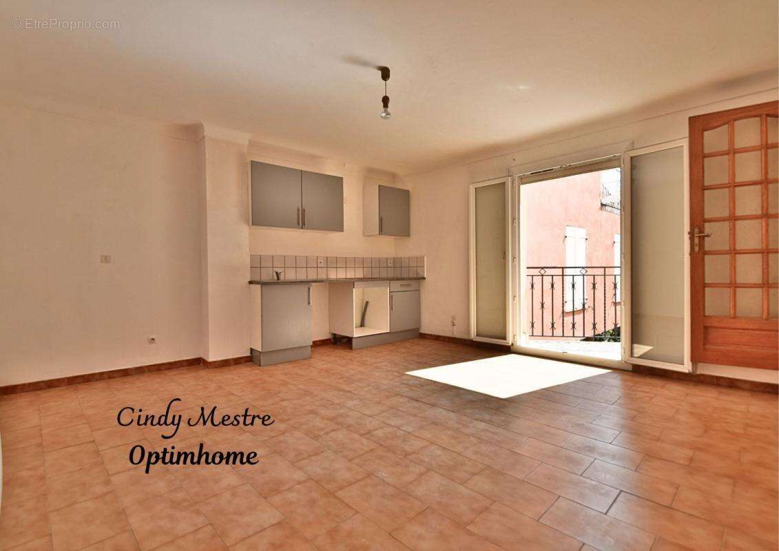 Maison PALAU DEL VIDRE 2 chambres, 1 garage, extérieurs - photo 3