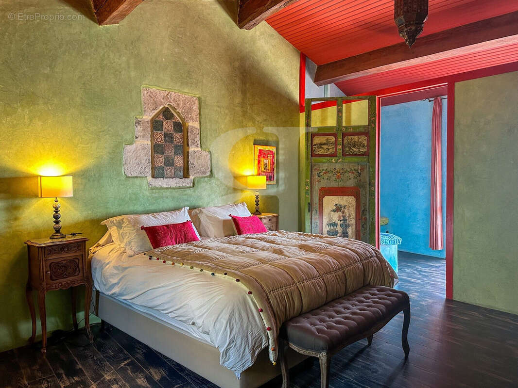 Maison à LA BEGUDE-DE-MAZENC