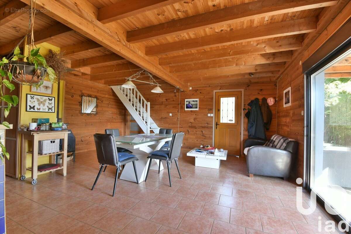 Photo 7 - Maison à MONTOULIEU