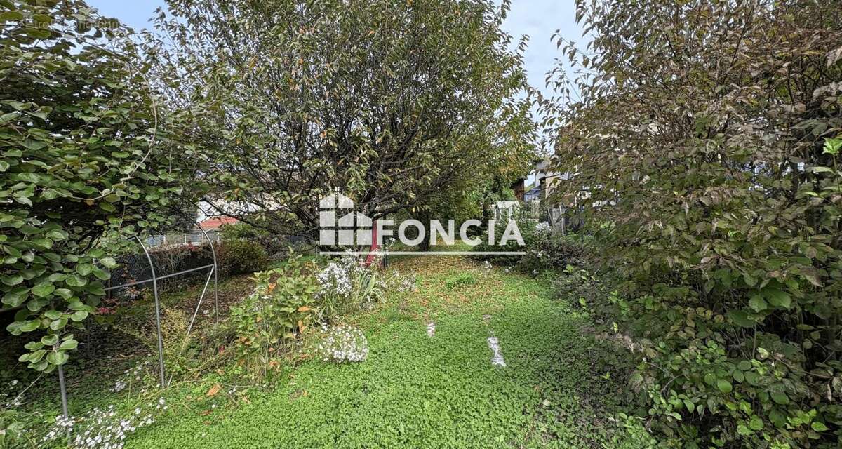 Maison à VILLARD-BONNOT