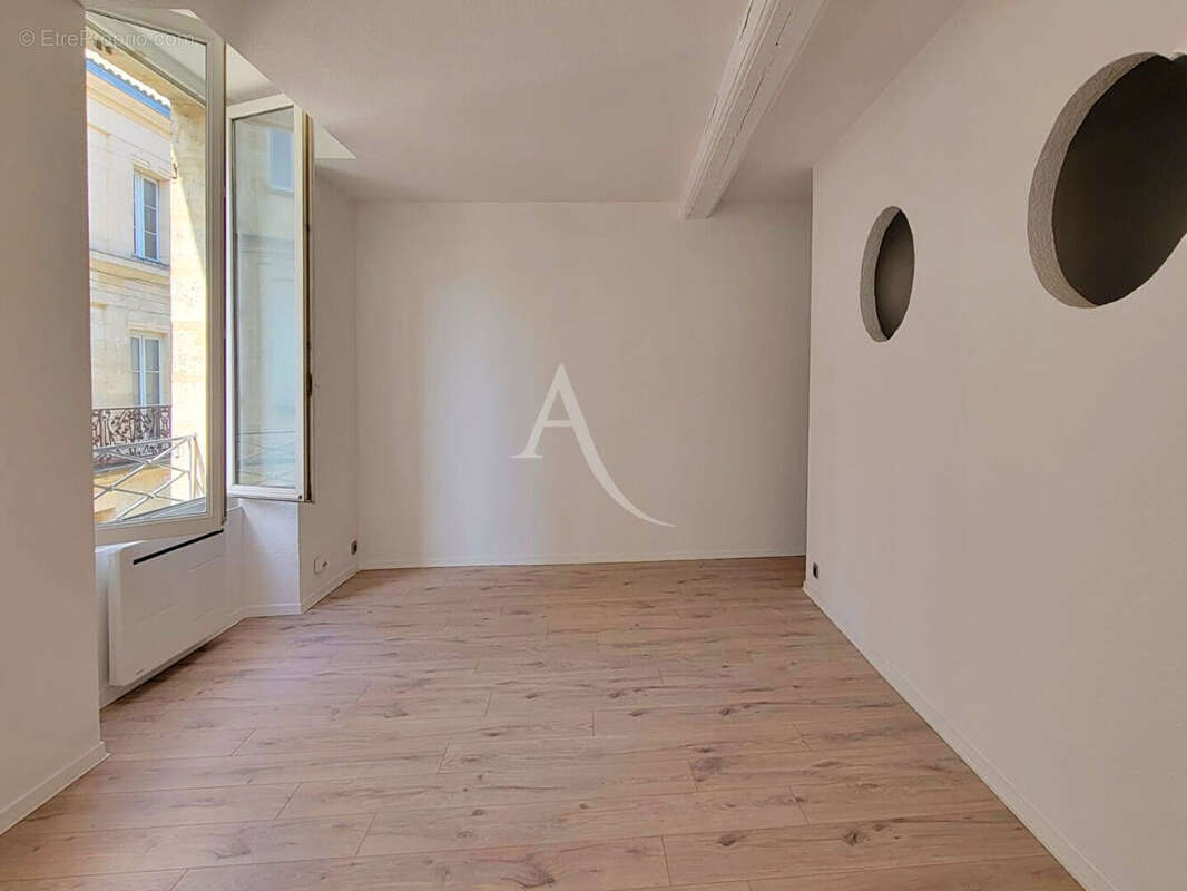 BORDEAUX GAMBETTA - Appartement T2 lumineux très bien placé - photo 8