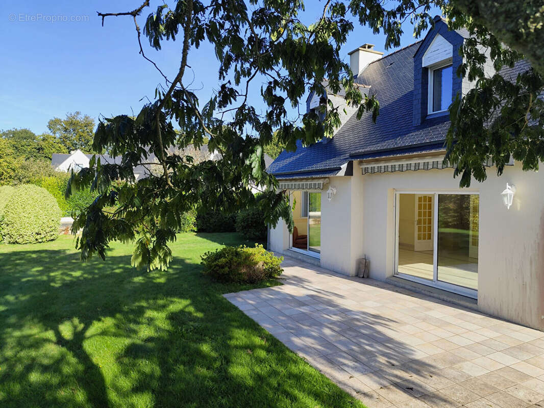 Maison à COMBRIT