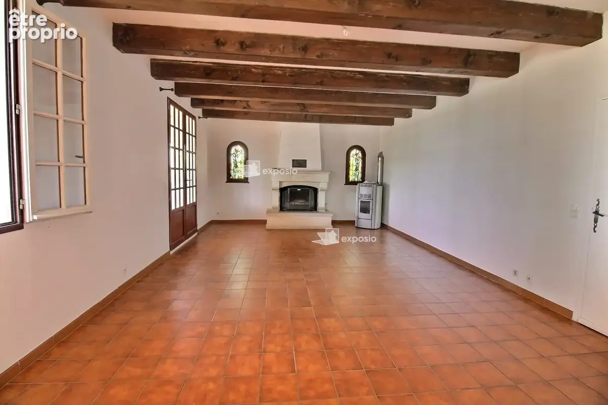 Maison 7 pièces 190 m² à vendre à Saint-Saturnin-Les-Apt (84490) - photo 3