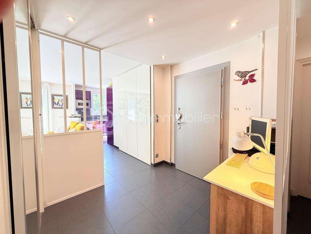 Appartement à NEUILLY-PLAISANCE