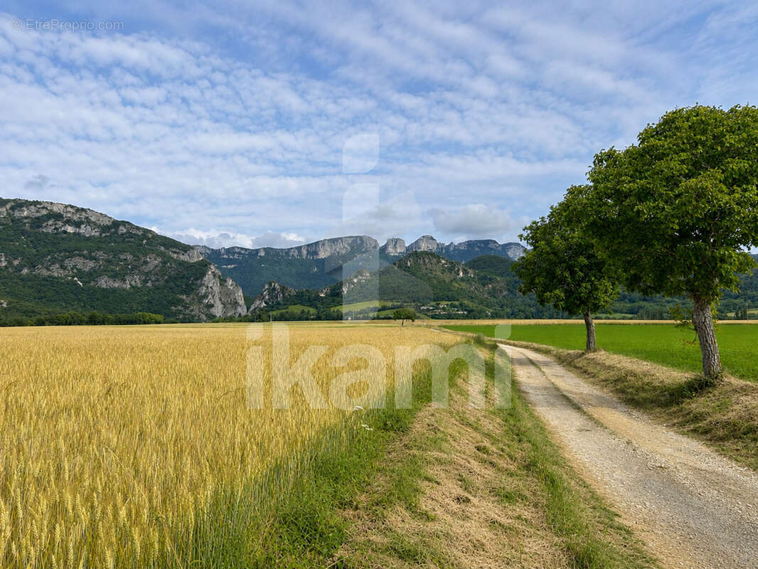 Maison récente avec 3 chambres, pièce de vie spacieuse avec vue sur le Vercors, à venir découvrir ! - photo 4
