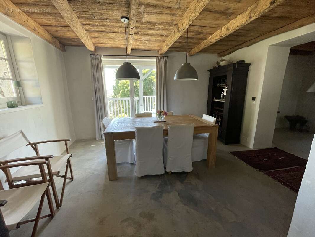 Maison à CHESSENAZ