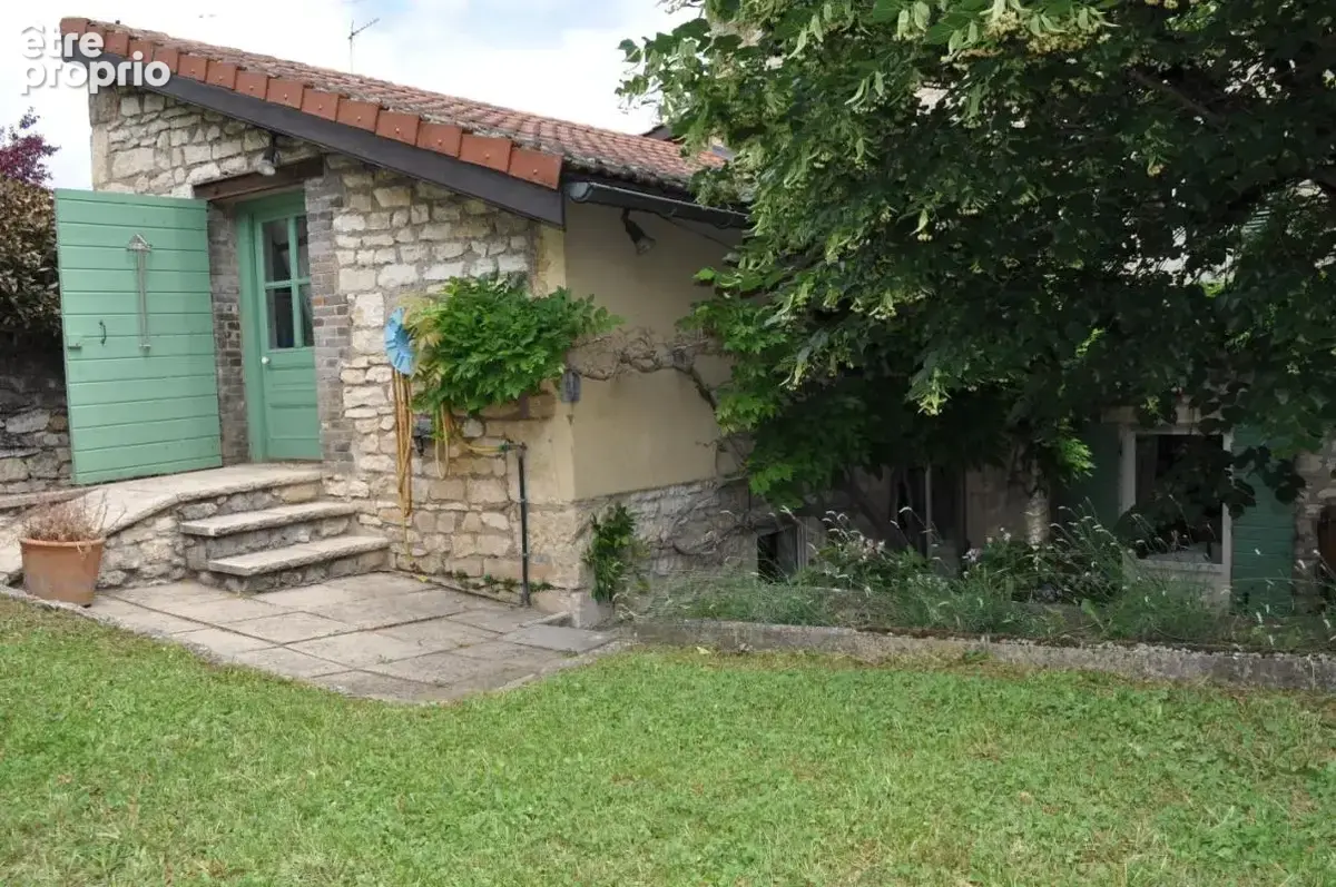 Maison 8 pièces 242 m² à vendre à Lucenay (69480) - photo 4