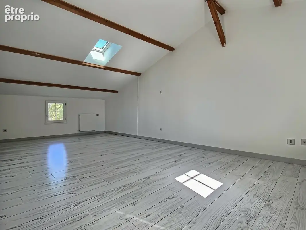 Maison familiale 4 chambres avec piscine sur 2 200 m2 de terrain - photo 13