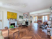 Appartement à PARIS-9E