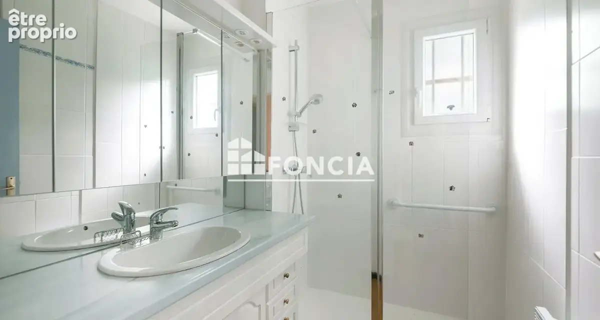 Maison de plain-pied – 3 chambres – Terrain de 500 m² – Garage - photo 6