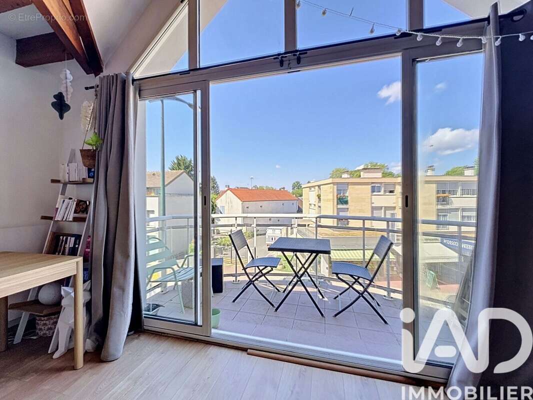 Photo 2 - Appartement à OZOIR-LA-FERRIERE