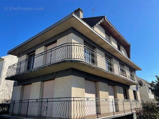 Maison à LE BLANC-MESNIL