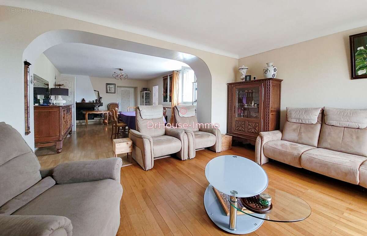 Maison à CHATELLERAULT