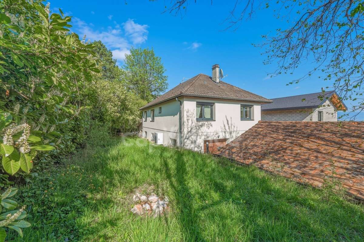 Maison à vendre 5 pièces GEX (01) - photo 11