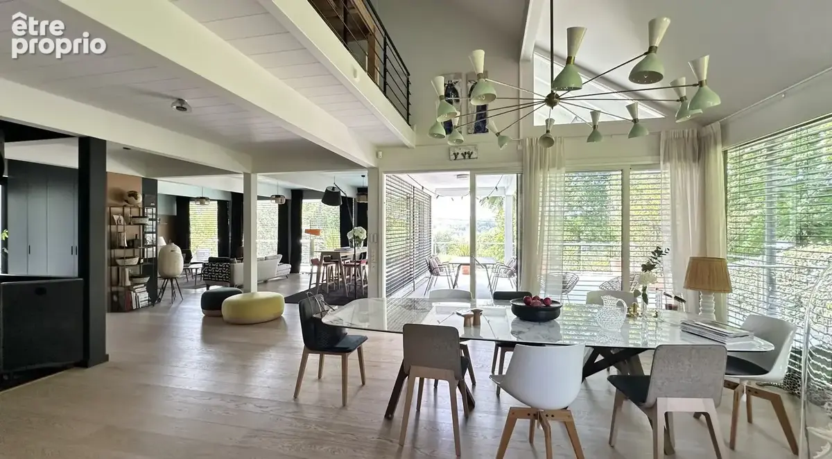 Villa d'architecte de 300 m² avec piscine et jardin de 1100 m², au calme absolu - photo 4