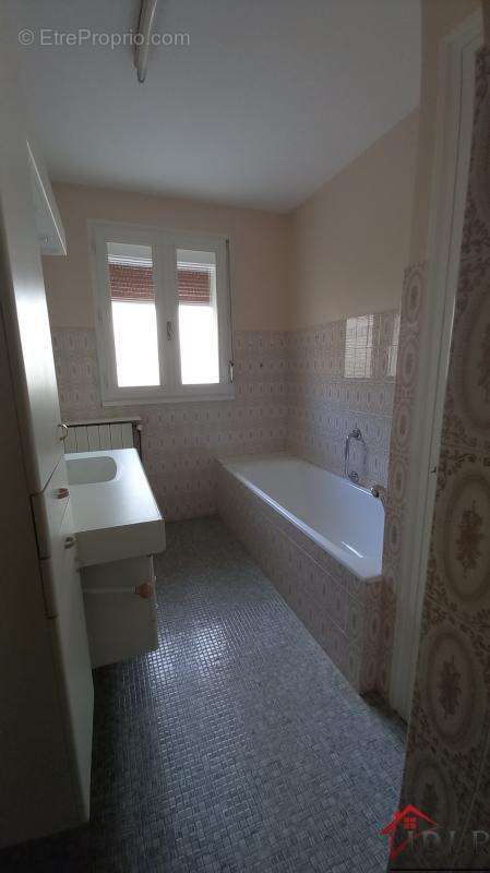 Maison à LONS-LE-SAUNIER