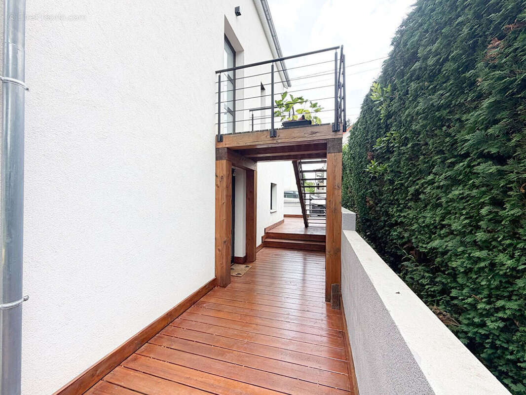 Maison 6 pièces de 141,78 m2 - photo 4