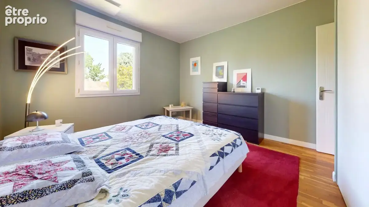 Splendide propriété contemporaine : un havre de paix confidentiel en plein cœur de Lardenne - photo 15