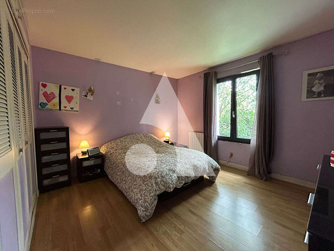 Maison à QUINCY-VOISINS