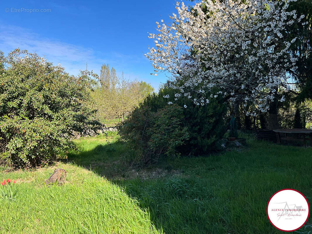 Maison à SAINT-AMAND-MONTROND