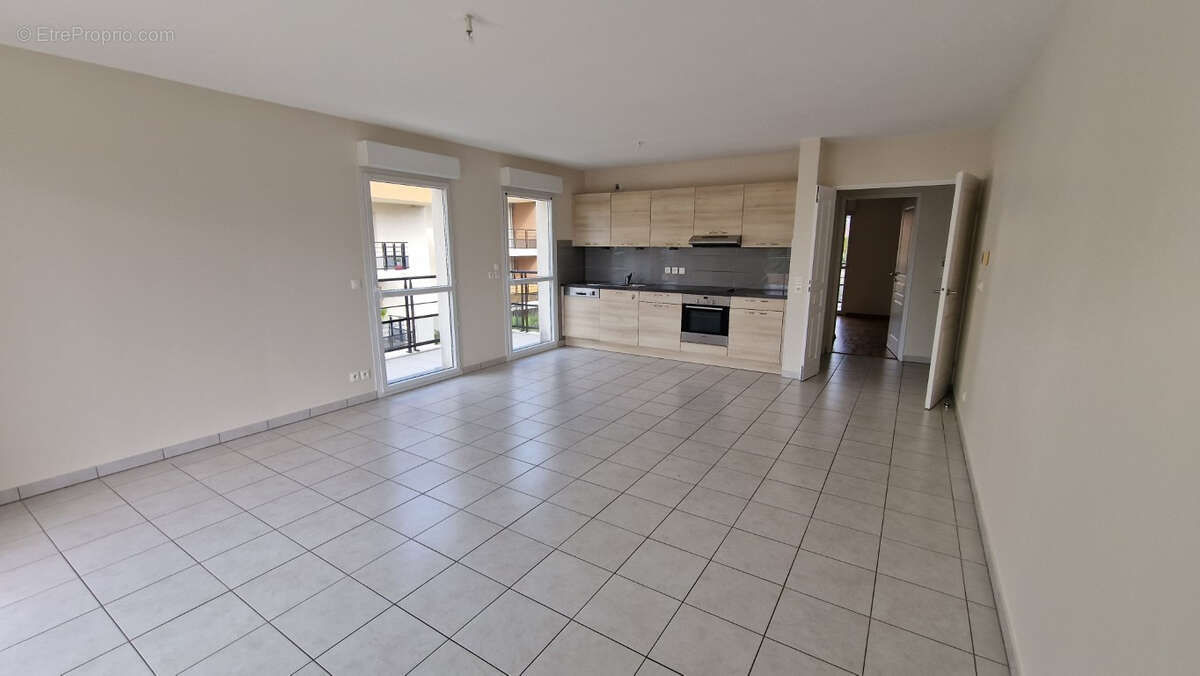 Appartement à PREVESSIN-MOENS