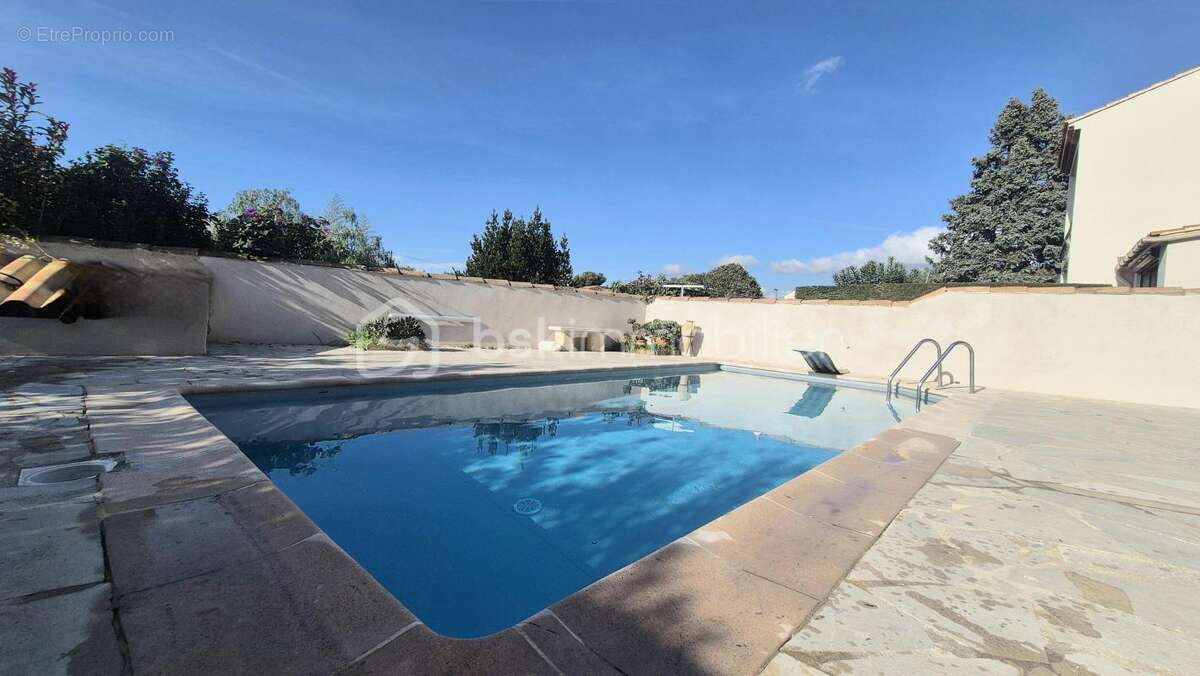 Maison à SIX-FOURS-LES-PLAGES