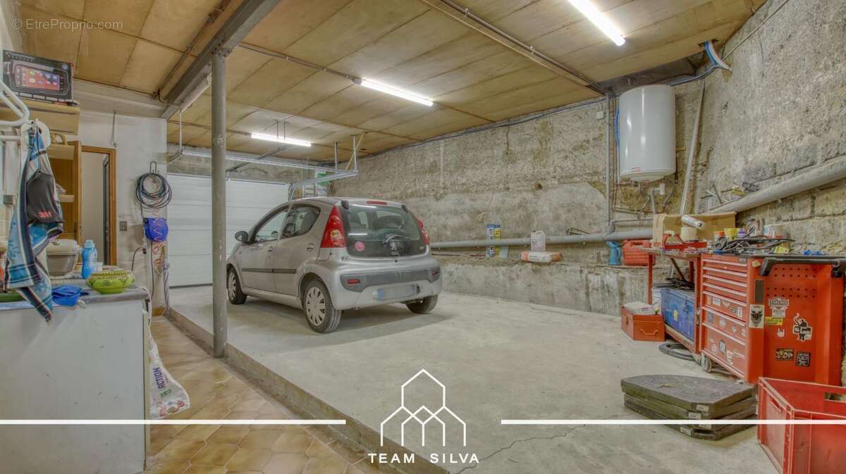 Maison à SEREZIN-DU-RHONE