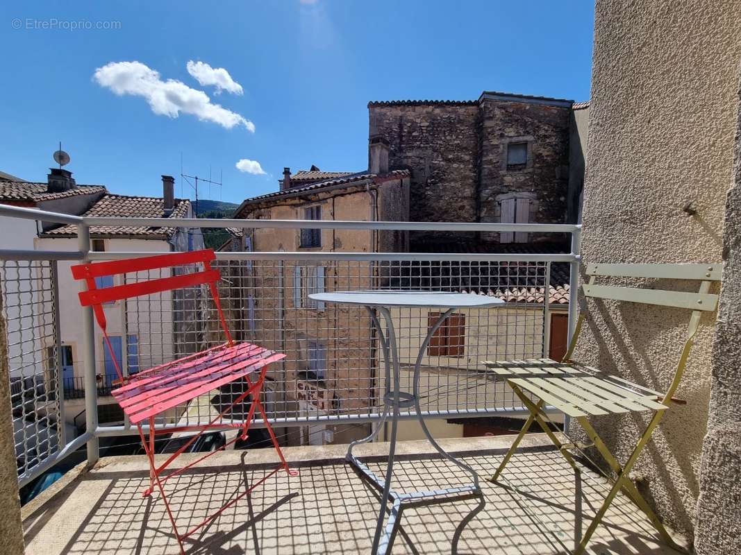 balcon du deuxième étage plein sud avec coin détente - Maison à CEILHES-ET-ROCOZELS