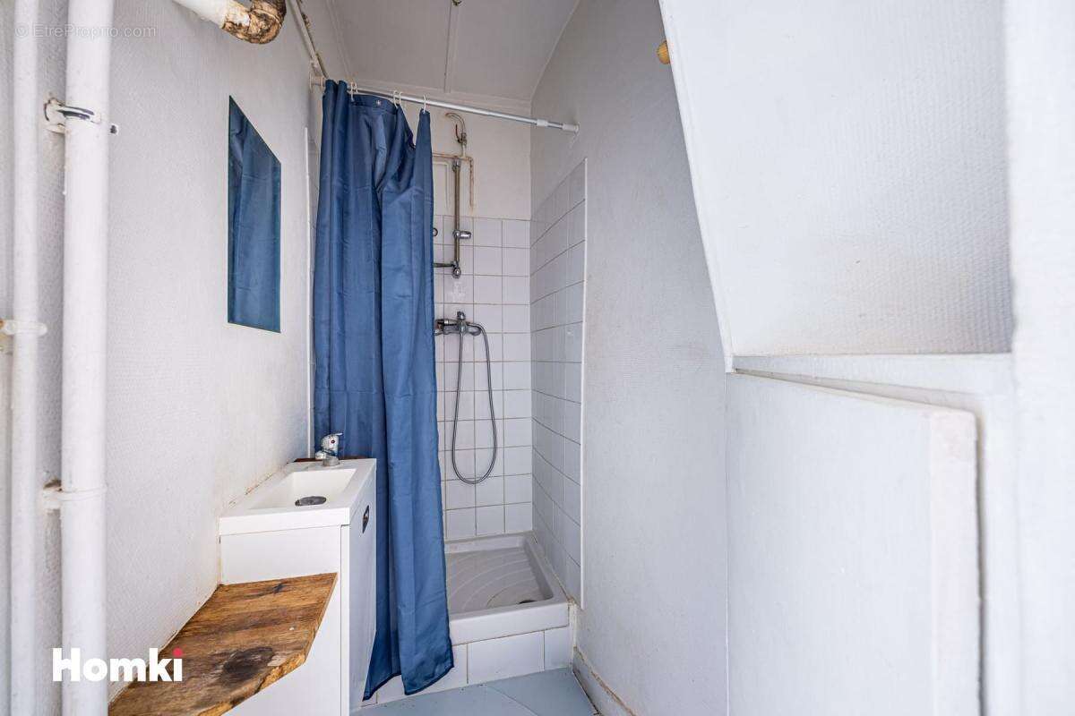 Appartement à PARIS-10E