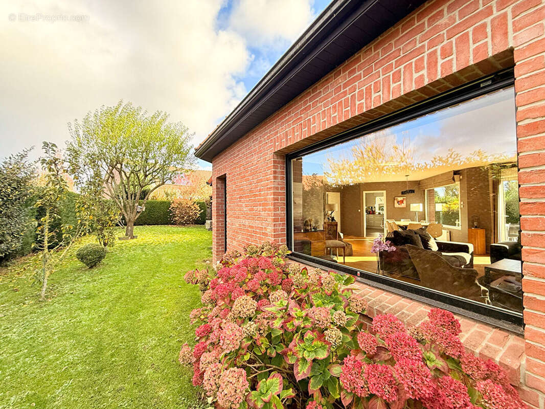 Maison à LE MAISNIL