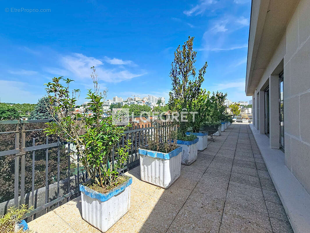 Appartement à BOURG-LA-REINE