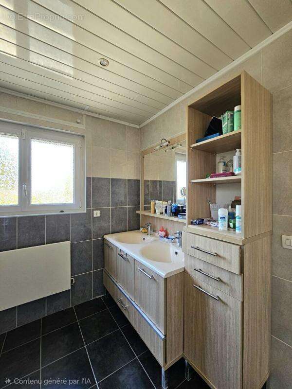 Maison à LE PERRAY-EN-YVELINES