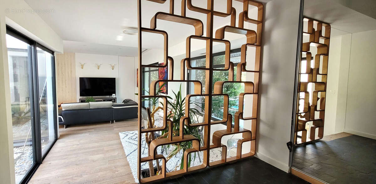 A vendre Villa contemporaine de plain pied dans un secteur recherché - photo 6
