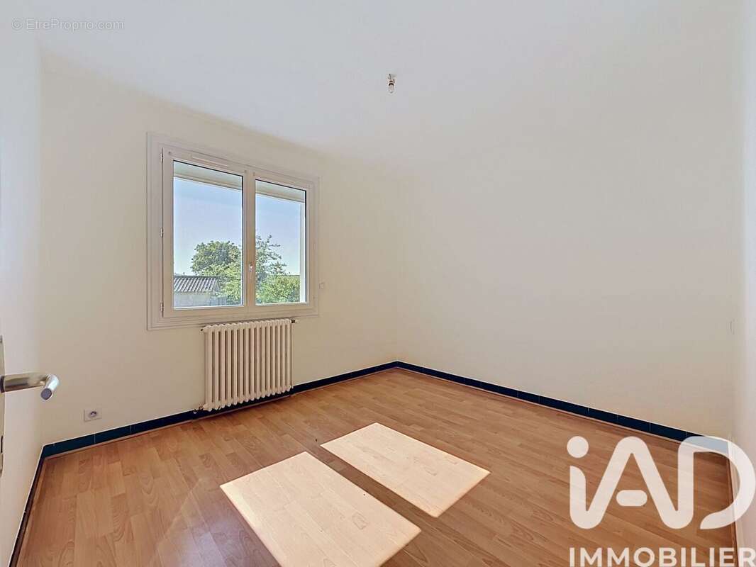 Maison 67 m² à Vallieres-Les-Grandes  - photo 8