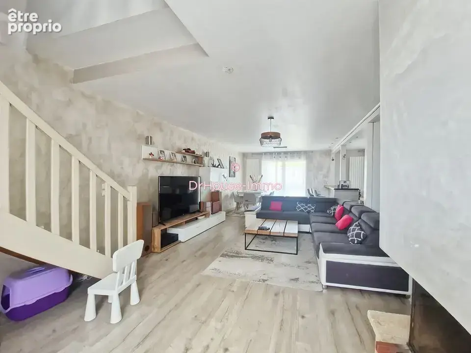 Maison 6 pièces 156 m² à vendre à La Ricamarie (42150) - photo 12