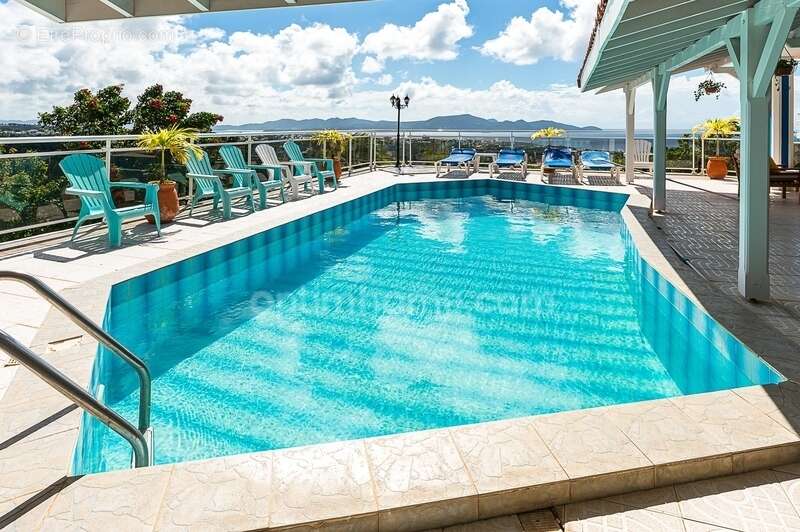 Maison à SCHOELCHER