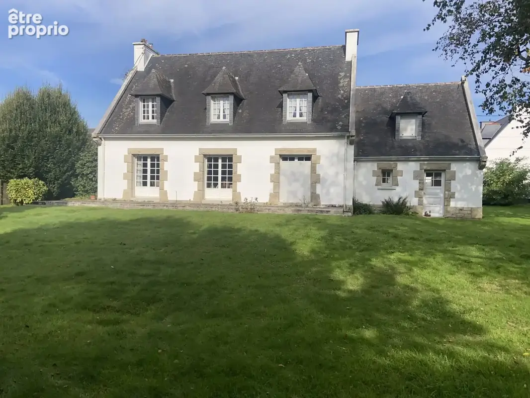Maison 8 pièces 158 m² à vendre à Carhaix-Plouguer (29270) - photo 4