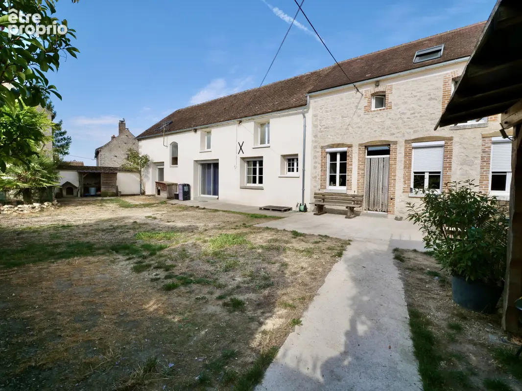 Maison 7 pièces 212 m² à vendre à Souppes-Sur-Loing (77460) - photo 2