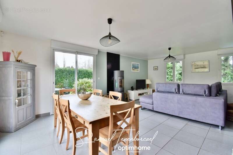 Maison à BEUZEVILLE