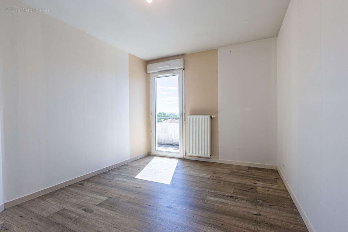 Agence immobiliere laforet - exclusivité - "camomille" - annecy le vieux - appartement t2 - 47,50m² - balcon - cave - dpe c - photo 5