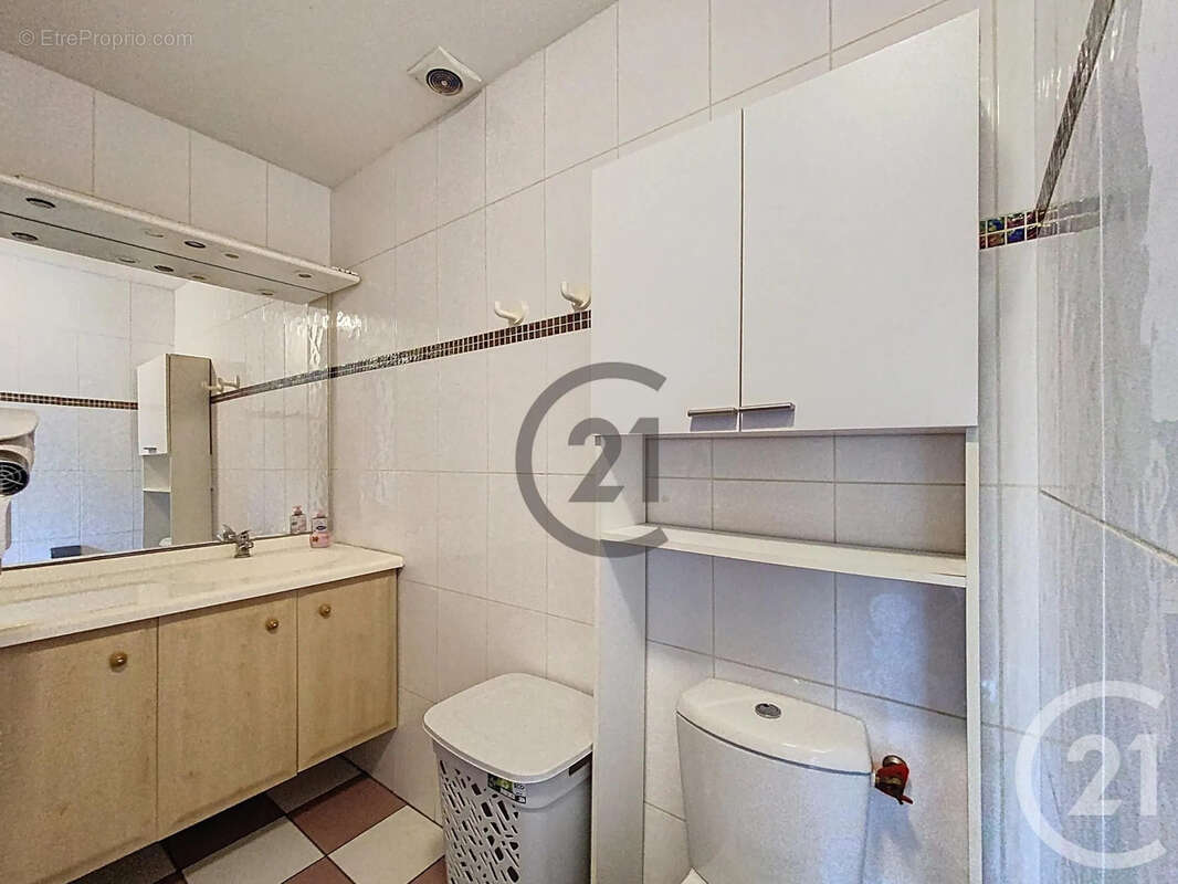 Appartement 16 m² à Sainte-Savine  - photo 2