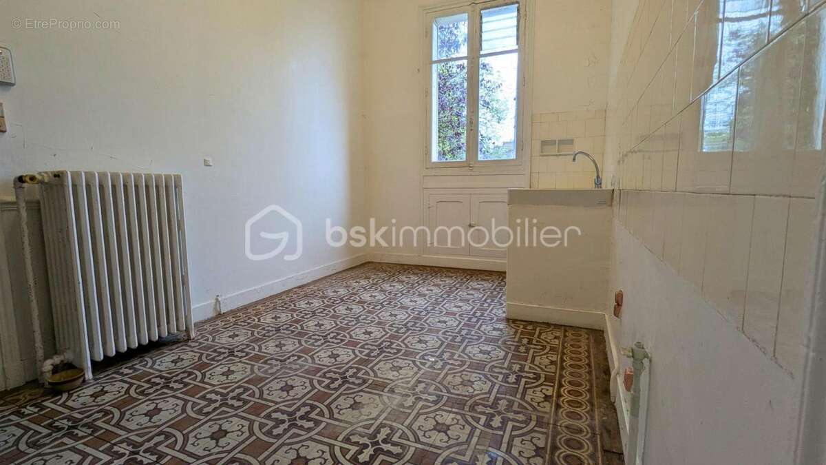 Maison à COMBS-LA-VILLE