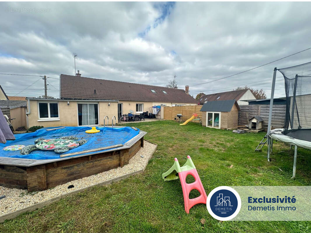 Maison à SAVIGNE-L&#039;EVEQUE